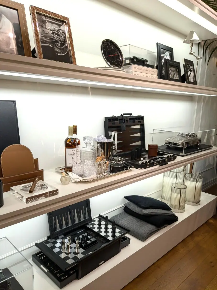 お知らせ | オーダーカーテンは東京南青山のデコラドールへ｜DECORADOR