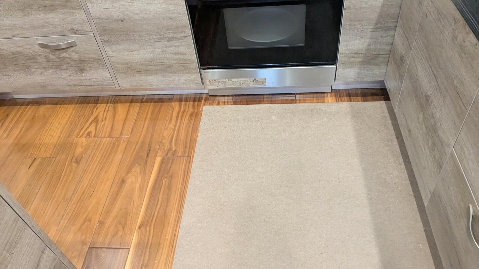 ファブリックフロア施工前　キッチン